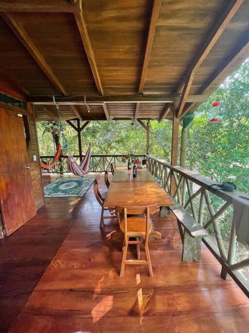 Caoni Riverside Lodge 基多港 外观 照片