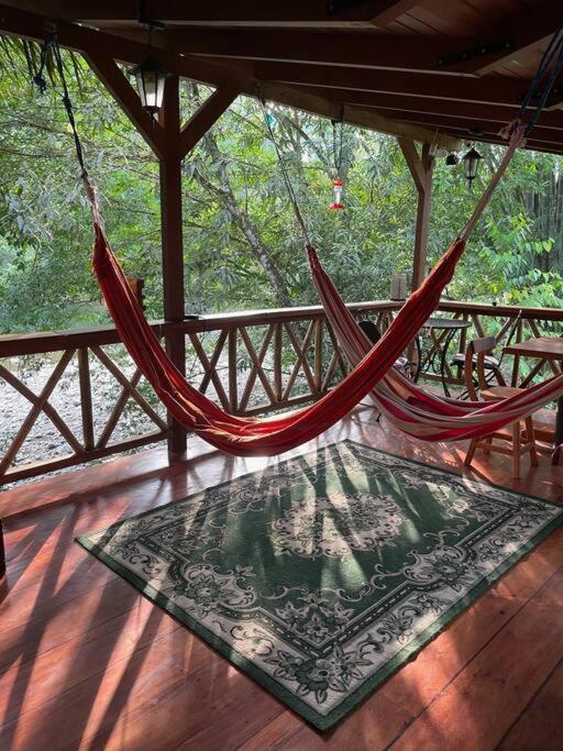 Caoni Riverside Lodge 基多港 外观 照片