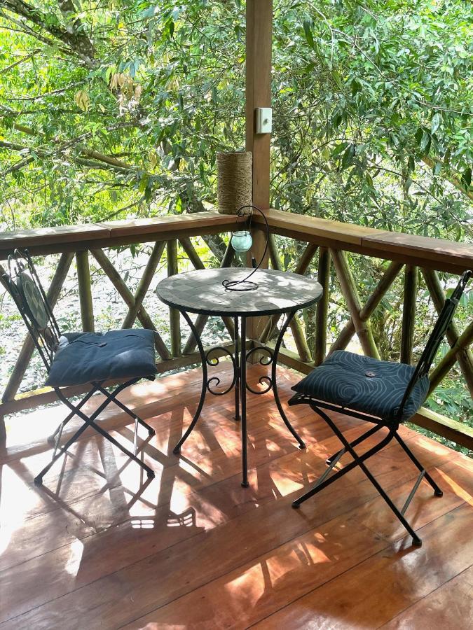 Caoni Riverside Lodge 基多港 外观 照片
