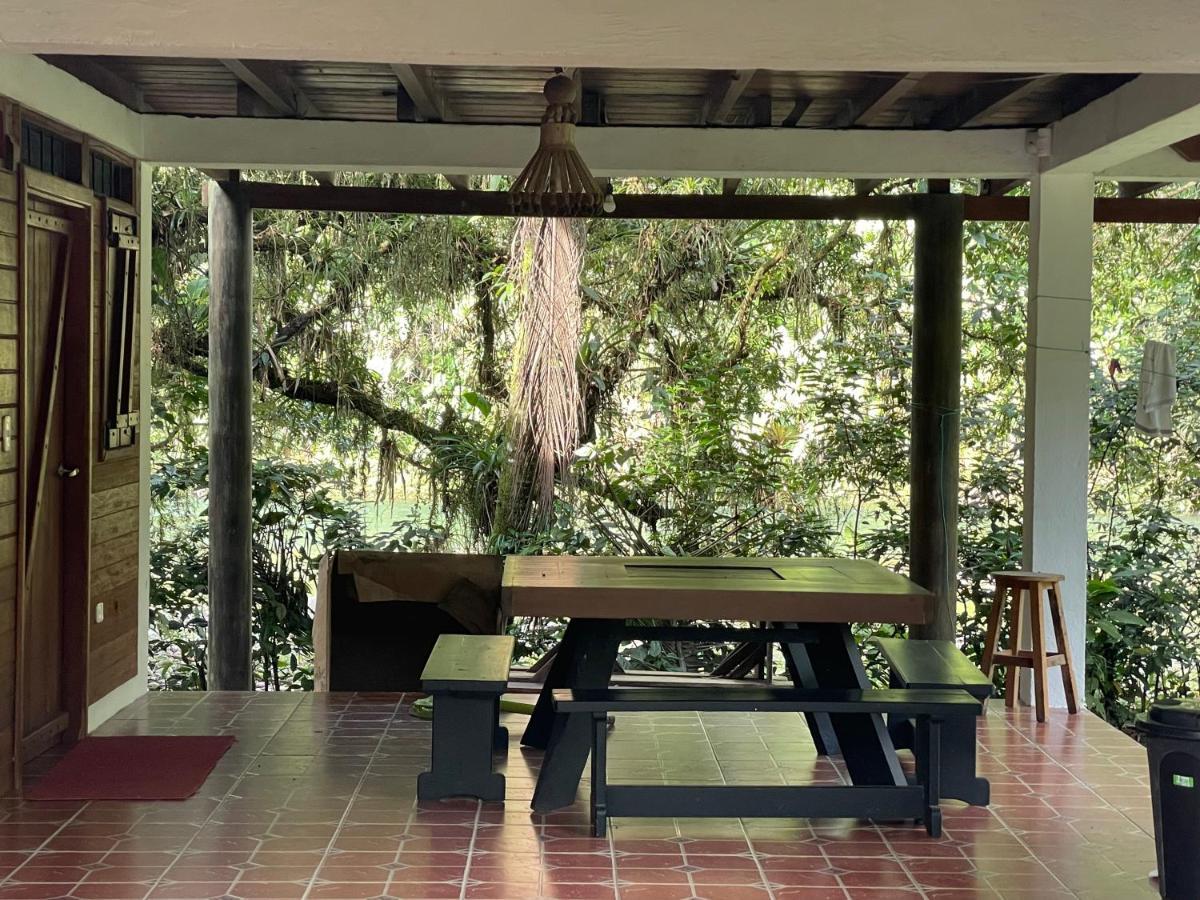 Caoni Riverside Lodge 基多港 外观 照片