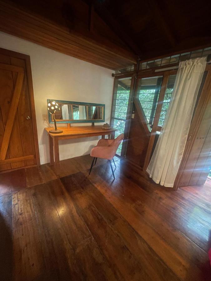 Caoni Riverside Lodge 基多港 外观 照片